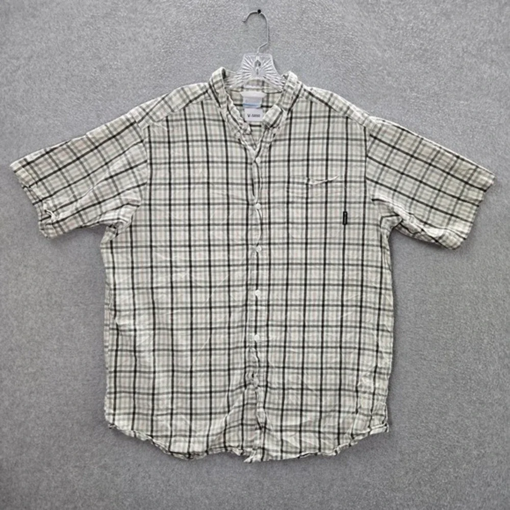 Columbia‎ Men Button Up Shirt XLT Beige Plaid Regular Fit Pocket Short Sleeve
